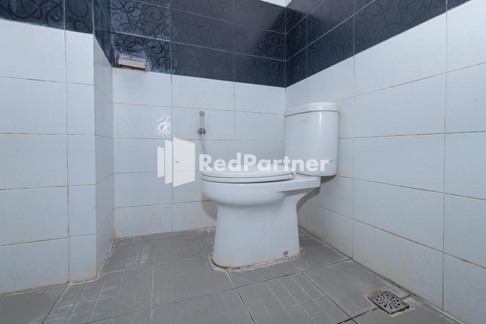 Star Hotel Jaksa Mitra Reddoorz Jakarta Eksteriør billede